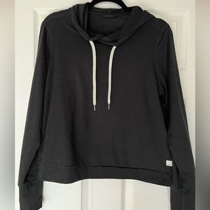 Vuori Halo cropped hoodie